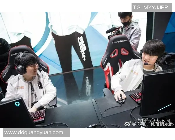 足球明星加盟英雄联盟引发热议谁将成为新一代电竞传奇